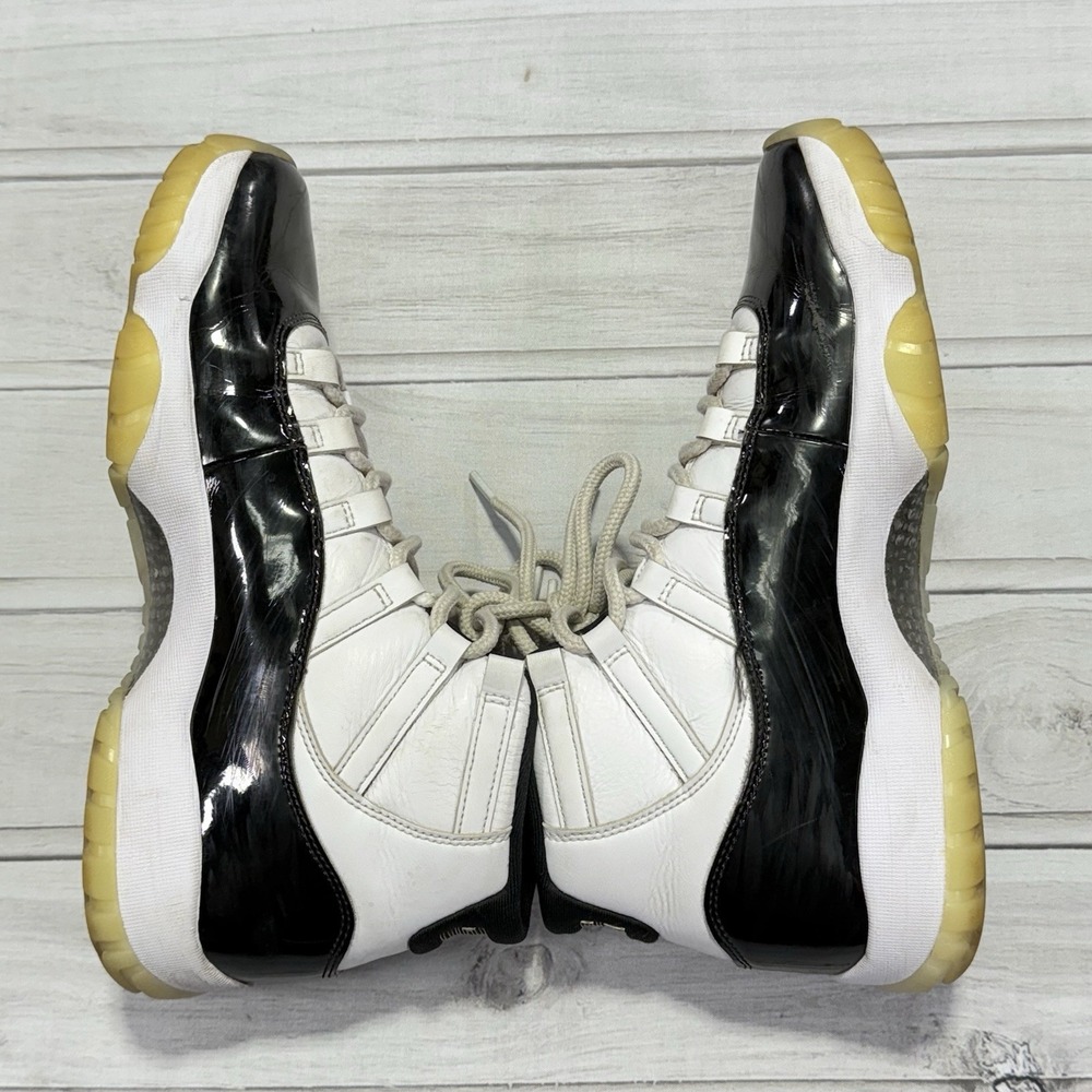Air Jordan 11 Retro Basketball Shoes 10.5 Gratitude Defining Moments CT8012 170 - Picture 12 of 16